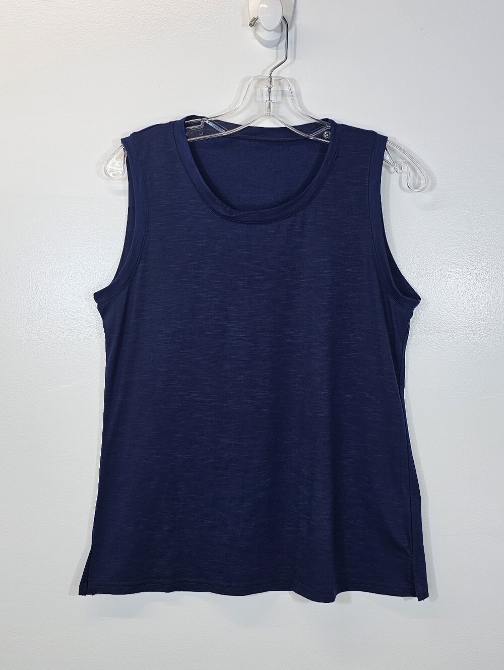 Women's Navy Sleeveless Crewneck Tank Top